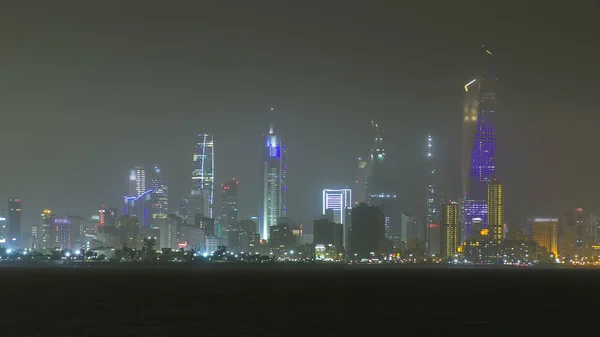 Skyline Med Skyskrapor Natt Timelapse Kuwait City Downtown Belysta Skymningen — Stockfoto