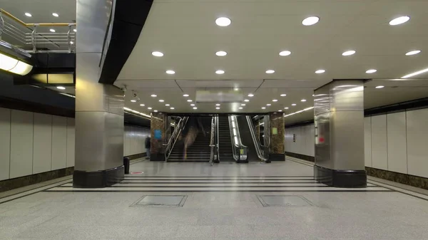 Estação Metro Moderna Metro Vistavochnaya Timelapse Hiperlapso Moscou Rússia — Fotografia de Stock