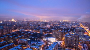 Panoramik manzaralı çatı Merkezi Moskova binadan gün gece geçiş timelapse binalar için kapalı kar kış gün panoramik görünümü, Rusya 4k ile