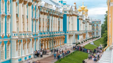 En iyi Catherine Palace timelapse görünümüdür şehir, Tsarskoye Selo içinde (Puşkin), turist, 25 km uzun kuyruk yer alan bir Rokoko Sarayı in St. Petersburg, Rusya Federasyonu.