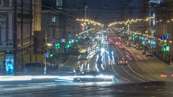 Noc Ruchu Hotelu Nevsky Prospekt Tramwajem Szyny Timelapse Sankt Petersburg — Zdjęcie stockowe