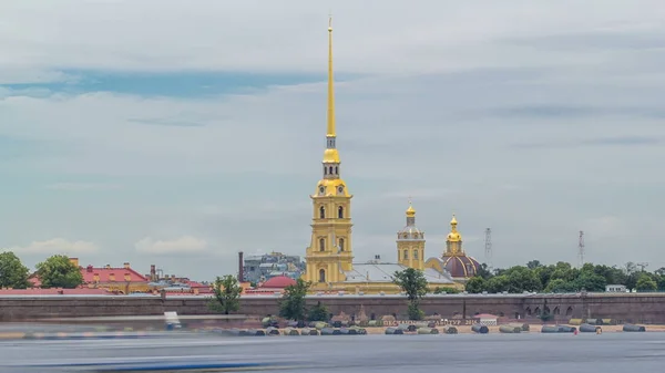 Piotra Pawła Twierdzy Całej Hyperlapse Timelapse Rzeki Newy Petersburg Federacja — Zdjęcie stockowe