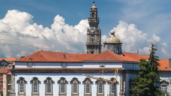 Palazzo Vescovile Chiesa Clerigos Timelapse Campanile Alla Giornata Primaverile Con — Foto Stock