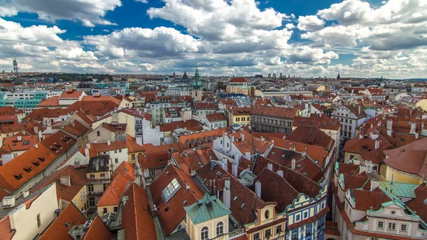 Vista Del Timelapse Aéreo Los Tejados Rojos Tradicionales Ciudad Praga —  Fotos de Stock