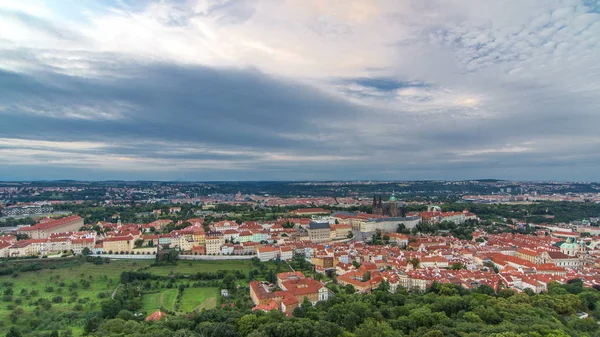 Timelapse Znakomity Widok City Praga Petrin Obserwacji Wieża Republika Czeska — Zdjęcie stockowe