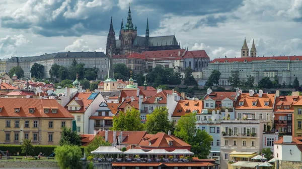 Pont Charles Château Prague Timelapse Vue Depuis Remblai Avec Rivière — Photo