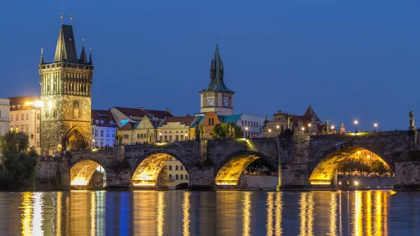 Charles Köprüsü Gün Gece Geçiş Timelapse Vltava Nehri Için Prag — Stok fotoğraf