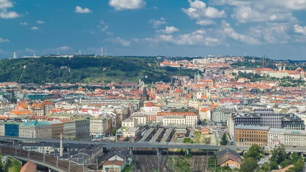 Panoráma Prágai Timelapse Tetején Vitkov Emlékmű Csehország Piros Háztetők Óváros — Stock Fotó