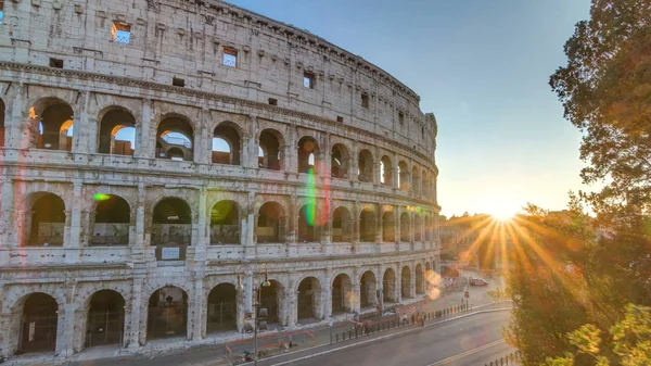 Amfitheater Colosseum Uitzicht Zonsondergang Timelapse Bovenaanzicht Stralen Van Ondergaande Zon — Stockfoto