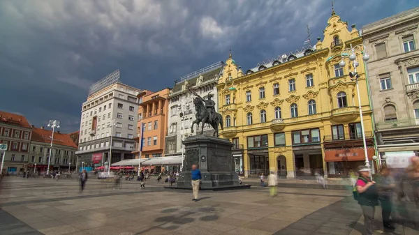 Памятник Елачичу Центральной Городской Площади Trg Bana Jelacica Загребе Хорватия — стоковое фото