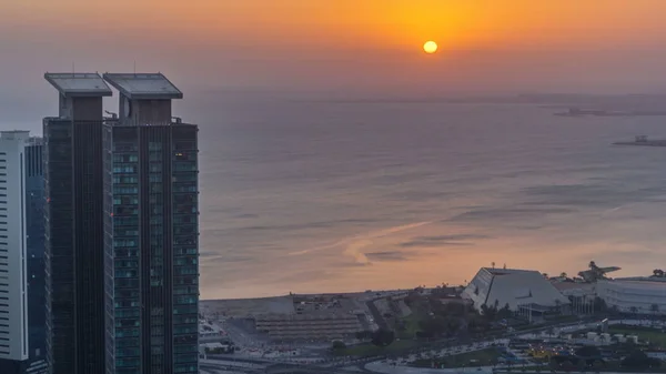 Скайлайн Вест Бей Центру Міста Доха Під Час Сходу Сонця — стокове фото