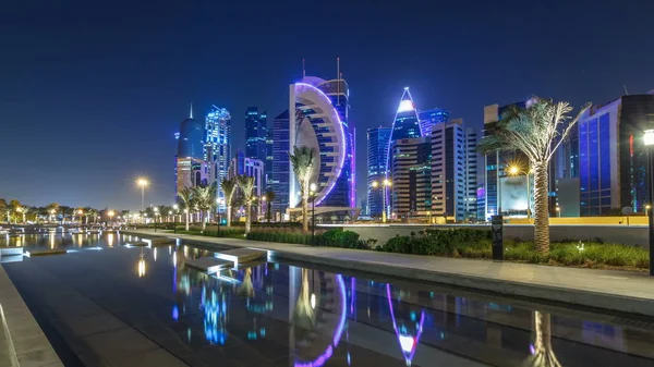 Horizonte Doha Noite Com Céu Estrelado Visto Hiperlapso Timelapse Park — Fotografia de Stock