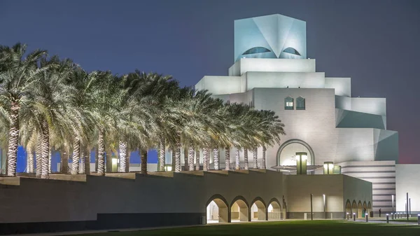 Doha Qatar Circa Jan 2018 Bellissimo Museo Arte Islamica Illuminato — Foto Stock