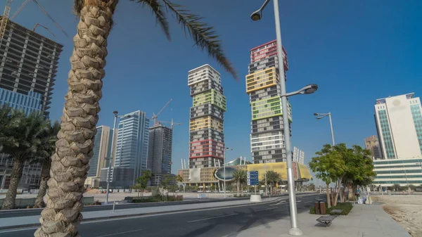 Doha Skyline Zeitraffer Hyperlapse Mit Bunten Marina Twin Towers Gebäude — Stockfoto