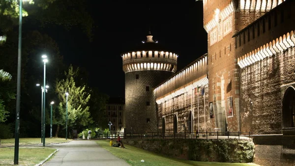 Entrada Principal Castillo Torre Sforza Castello Sforzesco Iluminado Por Noche — Foto de Stock