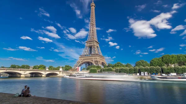 Hiperlapso Temporal Torre Eiffel Aterro Rio Sena Paris Navio Barcos — Fotografia de Stock