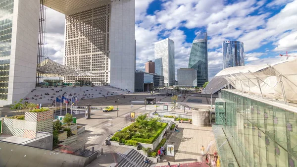 Praça Perto Grande Arche Arranha Céus Modernos Hyperlapse Timelapse Distrito — Fotografia de Stock