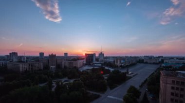 Gündoğumu timelapse adlı Kharkiv Şehir yukarıdan. Ukrayna.