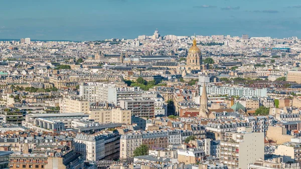 Paris Teki Evlerin Çatılarının Üstündeki Hava Manzarası Sefillerle Akşam Manzarası — Stok fotoğraf