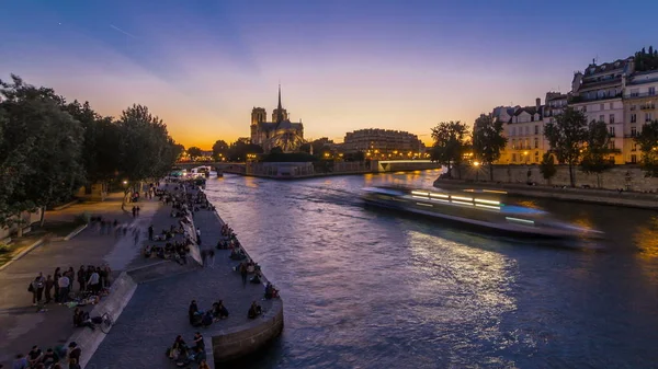 Nézet Hátulról Megvilágított Notre Dame Paris Katedrális Nap Éjjel Átmenet — Stock Fotó