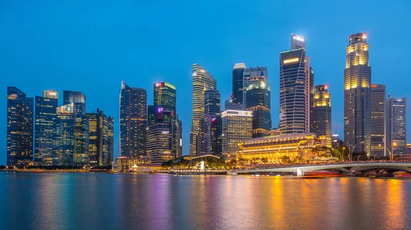 Fantastisk Twilight Utsikt Över Singapore City Stadsbild Skyskrapor Dag Till — Stockfoto
