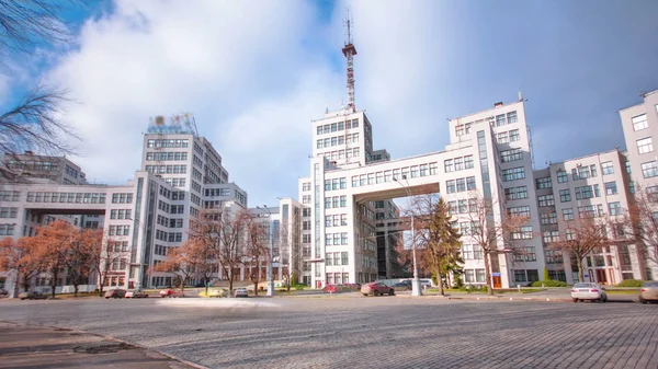 Devlet Sanayi Binası (Sanayi Palace) veya Gosprom timelapse hyperlapse inşaat sanatta 1926 yılında inşa edilmiş. Kharkov, Ukrayna.