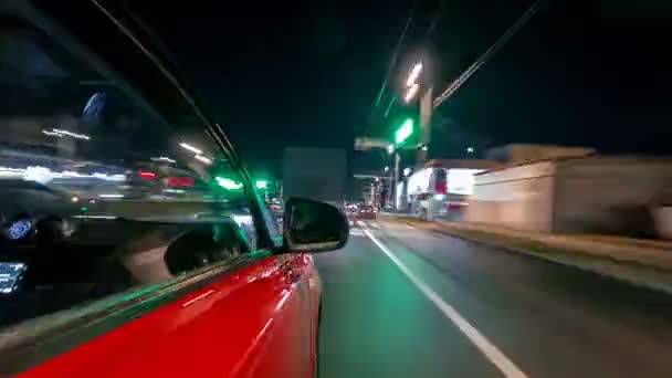 Drivelapse de lado do carro em movimento em uma avenida noturna na cidade hyperlapse timelapse — Vídeo de Stock