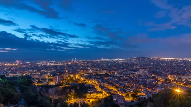 Gün timelapse, İspanya, Barcelona gece Panoraması Carmel sığınaklar görüntülendi — Stok video