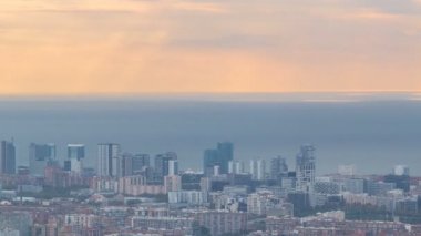 Barcelona timelapse, İspanya, Panoraması Carmel sığınaklar görüntülendi