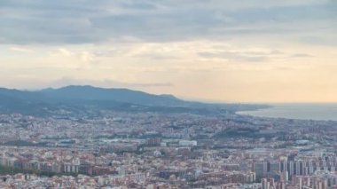 Barcelona timelapse, İspanya, Panoraması Carmel sığınaklar görüntülendi