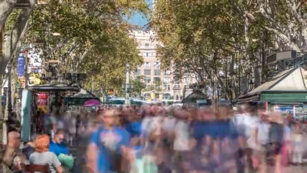 Ulice La Rambla v Barceloně timelapse, Španělsko. — Stock video