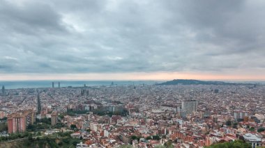 Barcelona timelapse, İspanya, Panoraması Carmel sığınaklar görüntülendi