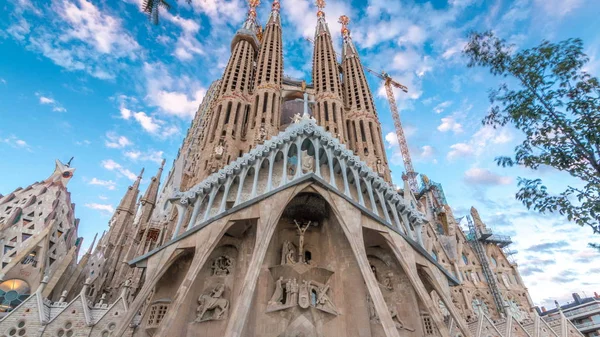 Sagrada Familia Eine Große Römisch Katholische Kirche Barcelona Spanien Zeitraffer — Stockfoto