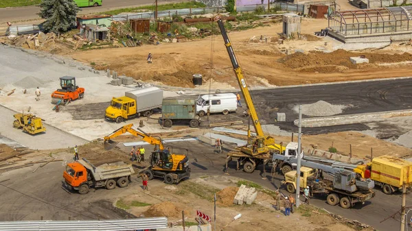 Orange Construction Excavator Loading Old Tram Rails Truck Timelapse Industrial — Stock Photo, Image
