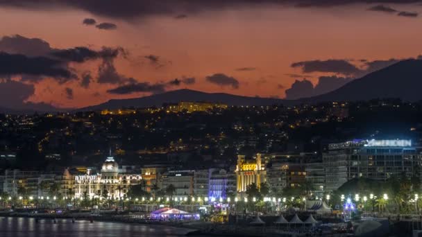 Frente al mar de la ciudad de Niza y el mar Mediterráneo día a noche timelapse — Vídeo de stock