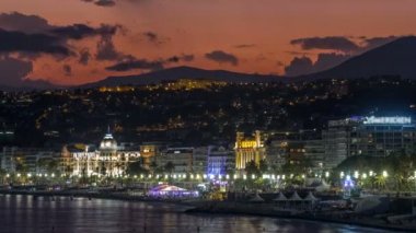 Waterfront güzel şehir ve Akdeniz deniz gün gece timelapse için