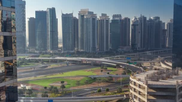 Luchtfoto Jlt Dubai Marina Met Grote Snelweg Snijpunt Timelapse Sheikh — Stockvideo