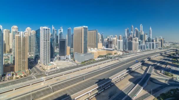 Dubai Marina mrakodrapy letecký pohled shora po celý den od Jlt v Dubaji timelapse, Spojené arabské emiráty. — Stock video