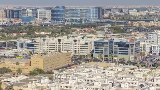 Vista aérea do bairro Deira com edifícios típicos timelapse, Dubai, Emirados Árabes Unidos — Vídeo de Stock