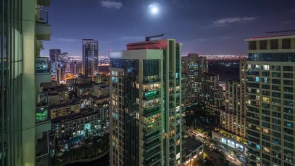 Vista aérea del distrito de Greens desde el timelapse nocturno superior . — Vídeos de Stock