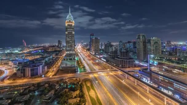 Skyline Internet-Stadt mit Kreuzung Scheich Zayed Straße Antenne Nacht Zeitraffer — Stockvideo