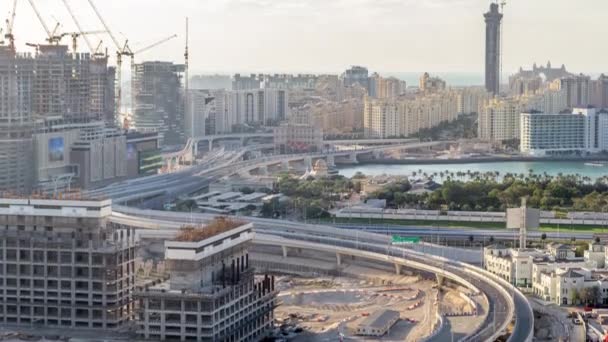 Palm Jumeirah Highway Bridge antenne timelapse. Dubai, Verenigde Arabische Emiraten — Stockvideo
