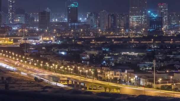 Vista aérea a villas y casas con campo de golf noche timelapse — Vídeo de stock