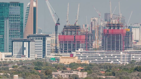 Paisaje urbano matutino aéreo con arquitectura del timelapse del centro de Dubái, Emiratos Árabes Unidos . — Foto de Stock