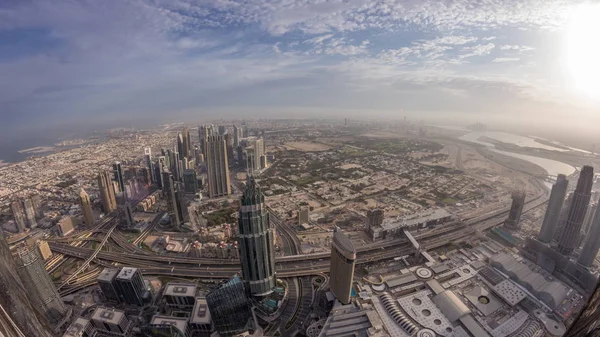 Downtown Dubai reggel TimeLapse után napkelte. Légifelvétel tornyokkal és felhőkarcolók — Stock Fotó