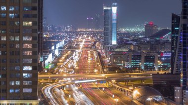 Şeyh Zayed Road hava gece timelapse geçiş ile Skyline internet şehir
