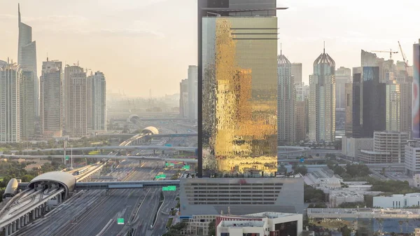 두바이 마리나 와 Jlt 일몰 공중 시간 동안 두바이, 아랍 에미리트 에서 고층 빌딩의 최고 보기. — 스톡 사진