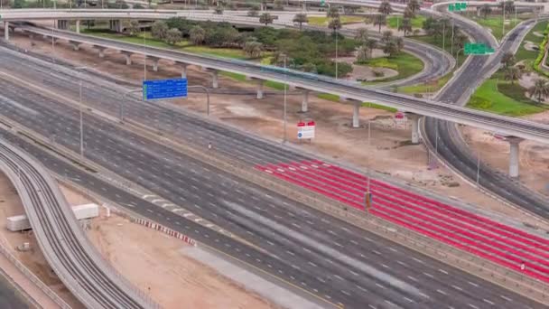 Вид сверху на дорогу Шейха Зайеда недалеко от Дубай Марина и JLT Timelapse, Дубай . — стоковое видео