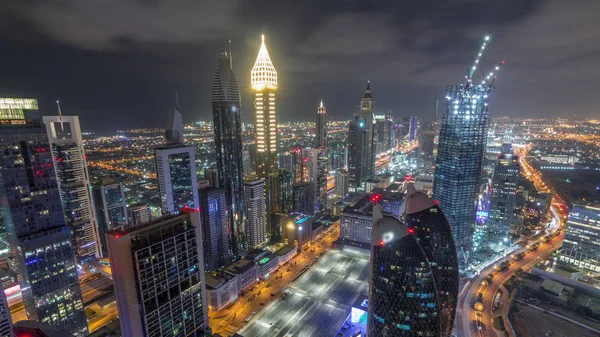 Міський горизонт будівель і споруд Шейха Заїда DIFC в Дубаї, ОАЕ. — стокове фото