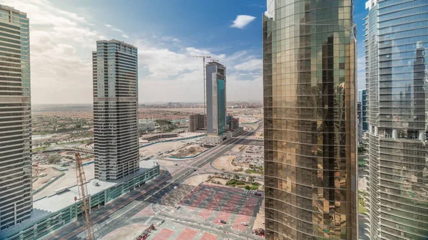 Apartamentos y oficinas residenciales en Jumeirah lake towers district timelapse en Dubai —  Fotos de Stock